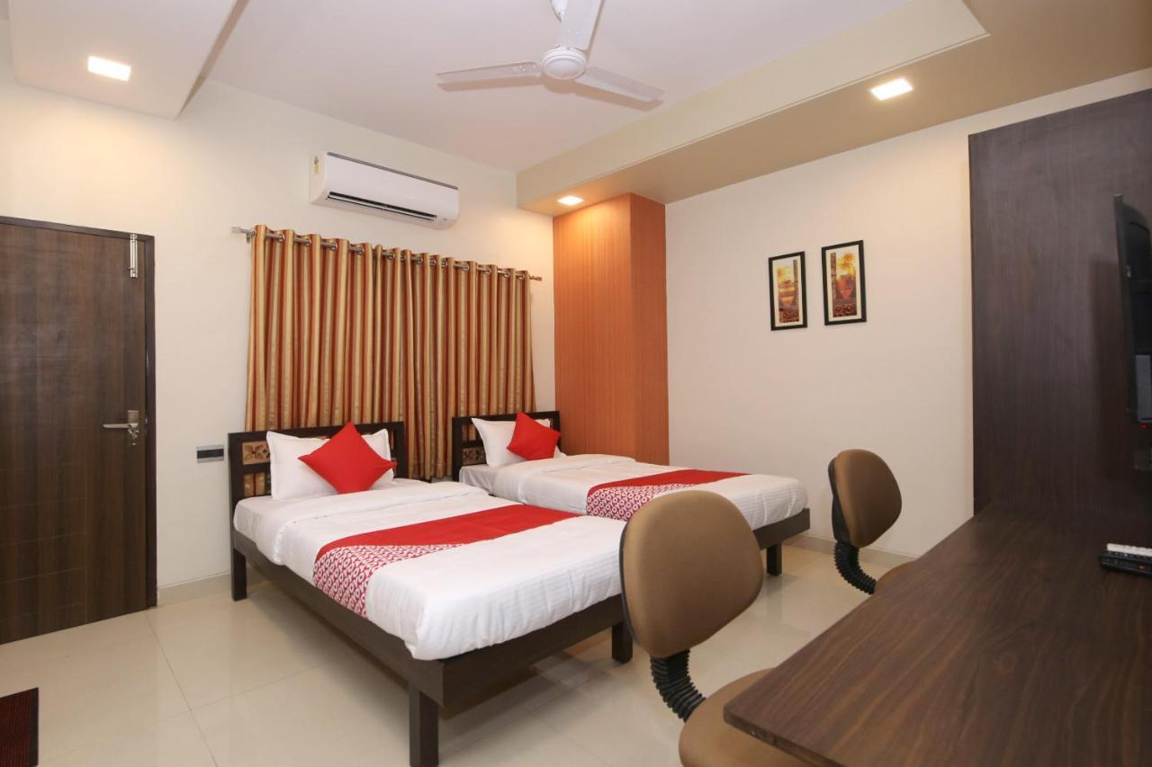 Capital O 36691 Hotel Aashirwad Inn Jabalpur Exterior foto
